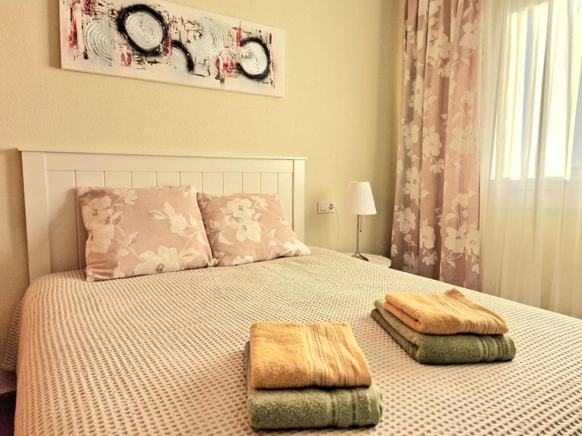 Cozy Apartment With Sea View ตอร์เรเวียคา ภายนอก รูปภาพ