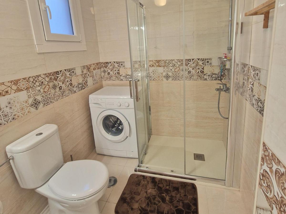 Cozy Apartment With Sea View ตอร์เรเวียคา ภายนอก รูปภาพ