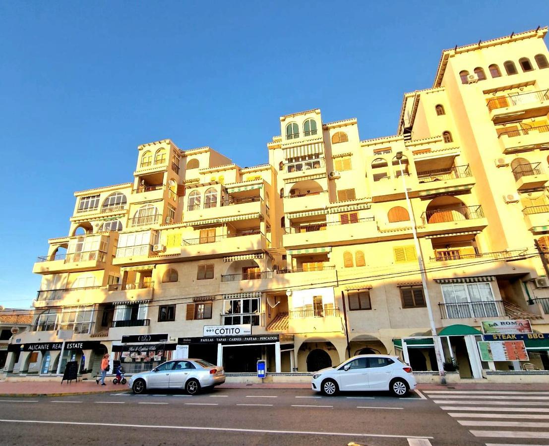 Cozy Apartment With Sea View ตอร์เรเวียคา ภายนอก รูปภาพ